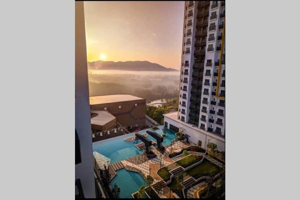 盛婷民宿a S&Thomez 2Bedrooms Mesamall Wifi Klia Usim Miu Inti Nu Нілай Екстер'єр фото