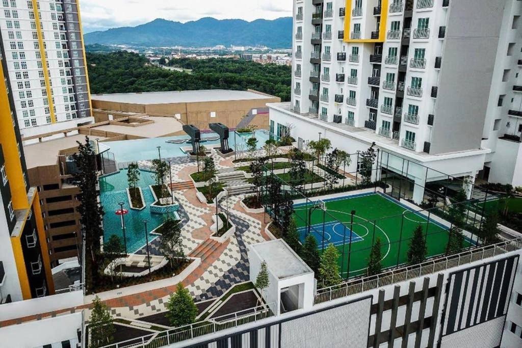 盛婷民宿a S&Thomez 2Bedrooms Mesamall Wifi Klia Usim Miu Inti Nu Нілай Екстер'єр фото